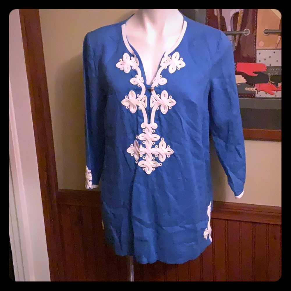 Beautiful embroidered Charter Club blouse